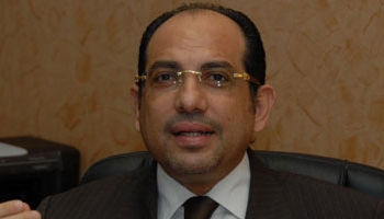 عبد الجليل : التصنيف العمرى موجود فى العالم كله 