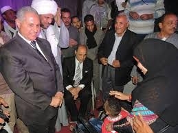 وزارة الداخلية تهدى 70 كرسى طبى لذوى الإحتياجات الخاصة بالأقصر