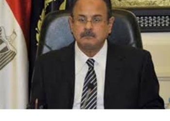  وزير الداخلية يوافق على خروج (5) سجناء للتمتع بفترة الانتقال الخارجية