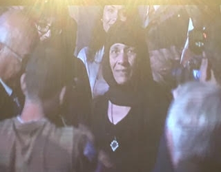 احتفالية سات ٧ تلتف حول والدة شهيدان الكنيسة فى ليبيا 