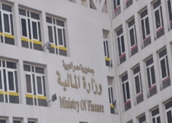 باحث اقتصادى: ارتفاع نسبة العجز فى الموازنة غير مبرر