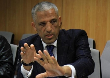 الحسينى: الموازنة العامة بها أرقام تخالف الواقع  
