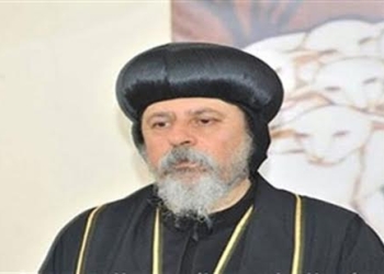  البابا تواضروس يقدم العزاء للأنبا دانييل أسقف سيدني
