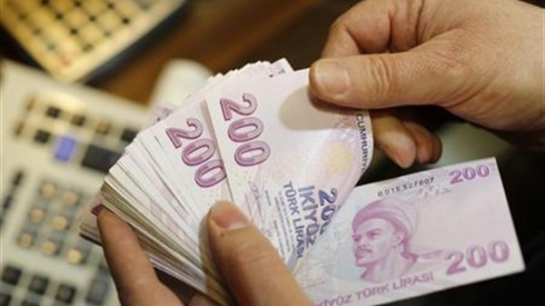 الليرة التركية تهبط فى اعقاب محاولة الانقلاب