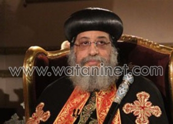 قداسة البابا يطمئن على الدكتور علي جمعة