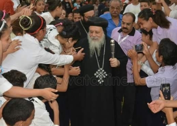 الأنبا ديمتريوس يبارك فاعليات المهرجان الثلاثون اللغة القبطية بملوي