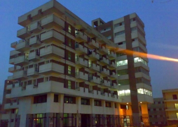 إجراء فحص فيروس ” C ” لطلاب المدن الجامعية بعين شمس