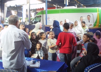 محافظ مطروح يدفع بقوافل طبية بسيوة