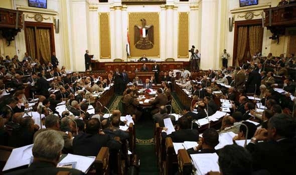 “النواب” تطالب وزير الصحة بمواجهة الفساد والضرب بيد من حديد