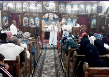 الأنبا أثناسيوس يسيم 21 شماسا ببني مزار