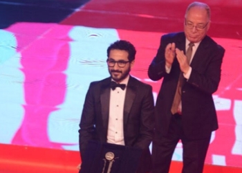 منى زكى لأحمد حلمى:بحبك فوق الوصف