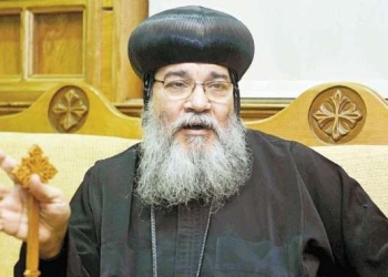 الأنبا مكاريوس يُسيم 48 شماساً ويُدشن أواني بالفكرية