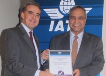 مصر للطيران أول شركة افريقية تحصل على ” Platinum Award “