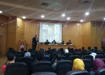 جامعة الفيوم تستضيف ” الشوكي ” مدير متحف الفن الإسلامي