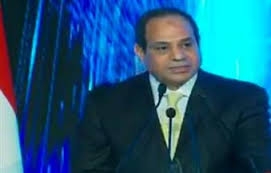 السيسي خلال الاحتفال بعيد الشرطة: مصر تحارب الإرهاب على مدار 40 شهرًا