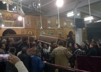اقباط السويس يشيعون جنازة اثنين من شهداء العريش