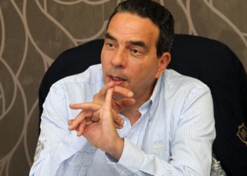 أبو العلا يطالب بوضع خطة واضحة لدعم العملة المحلية وتشكيل لجنة عمل