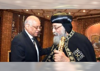 عبدالعال يزور البابا تواضروس للمواساة في شهداء كنيستى الإسكندرية وطنطا