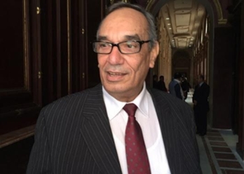 وكيل لجنة الدفاع: يؤيد قرار السيسى بالدفع بوحدات خاصة لتأمين الكنائس 
