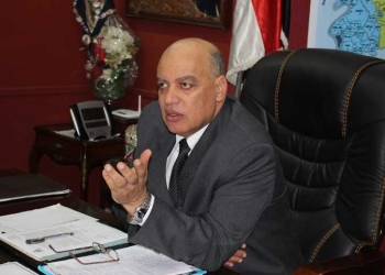 “تعليم الغربية” تكرم طالبة فائزة بالمركز الأول عالميًا في مسابقة للبحث العلمي