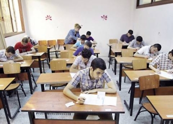 إغماء طالب أثناء أداء أمتحان "العربي" بالبحيرة