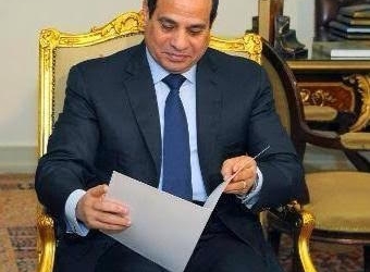 السيسى يوجه الحكومة بدارسة رفع الحد الأدنى الأجور والمعاشات