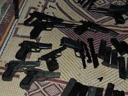 ضبط ورشة لتصنيع الأسلحة و12 قطعة سلاح بقنا