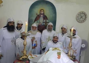 الأنبا هدرا يسيم 5 رهبان جدد لدير الأنبا باخوميوس