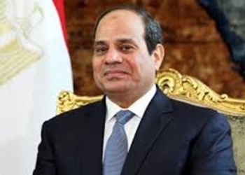 الرئيس يصدر قرارات بتخصيص أراض لإقامة مشروعات جديدة