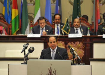 أبوبكر الديب الكاتب الصحفي