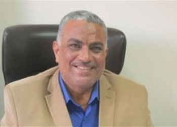 رئيس الضواحى ببورسعيد: توفير صناديق قمامة لتوزيعها على العقارات السكنية