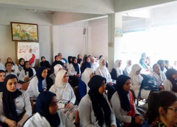 القومي للمرأة يعقد ندوة عن صحة المرأة بمدرسة المنيل