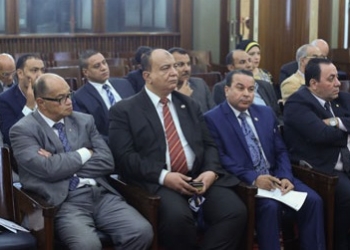 بدء الجلسة الثانية للحوار المجتمعى الذى تنظمه لجنة القوى العاملة بالبرلمان