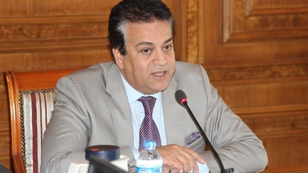 وزير التعليم العالي يهنئ “محمد الأسود” لفوزه بمنصب أمين عام اتحاد جامعات البحر المتوسط