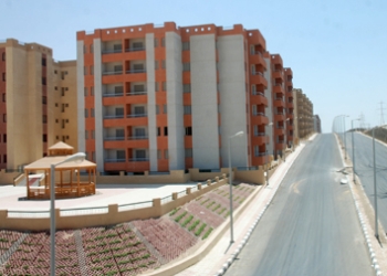 استكمال نقل سكان العشوائيات الخطرة لمشروع الأسمرات