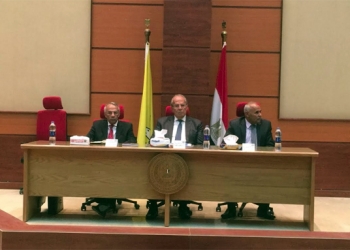 وزير التنمية المحلية يختتم زيارته لشمال سيناء بتأكيده أن الحكومة جادة في تحقيق تنمية حقيقة لبئر العبد