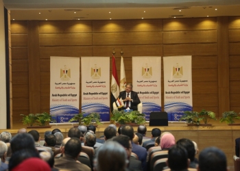 وزير الشباب يناقش مقترحات لائحة النظام الأساسي مع أعضاء مراكز الشباب