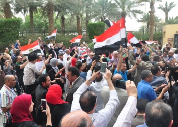 ائتلاف “دعم مصر” يشيد بكثافة إقبال المصريين بالخارج على التصويت في الانتخابات