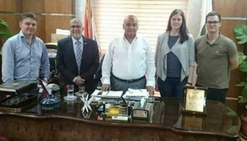 وفد ألماني يتفقد محطات الصرف في الجيزة ويشيد بمستوى الأداء