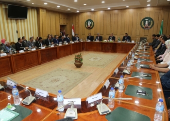 ننشر تفاصيل اجتماع وزير التنمية المحلية بنواب المحافظة ورؤساء الوحدات المحلية