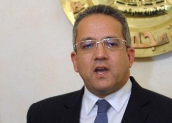 رئيس قطاع الآثار الإسلامية والقبطية يتفقد منطقة "الجمالية" و"شارع المعز"