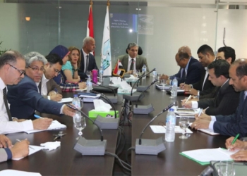"فهمي" يترأس اجتماعا لمناقشة الوضع البيئي لمصنعي كيما وطلخا