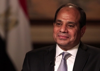 “السيسي” ممازحًا لوزير الداخلية : افرج عن الشباب حتى يتسحروا في بيوتهم اليوم
