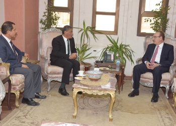 مدير الأمن يهنئ محافظ بني سويف بالعيد