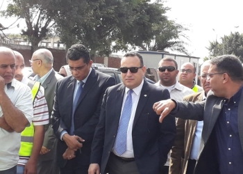 محافظ اﻹسكندرية يتفقد مصنع السماد العضوي بأبيس ٢