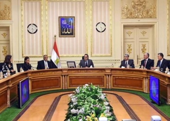 رئيس الوزراء يُشيد بقرار البنك الآسيوي منح مصر وضعية خاصة بتمويل المشروعات