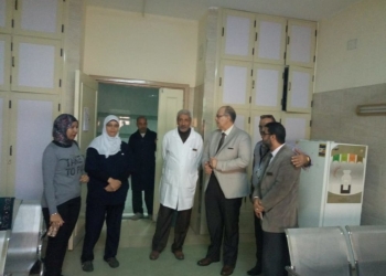 مدير فرع القاهرة للتأمين الصحي يفتتح قسم حضانات الأطفال بمستشفى شبرا