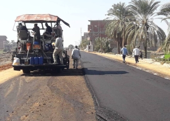 محافظ أسيوط :  رفع كفاءة الطرق بقرى ومراكز المحافظة والبدء  بديروط