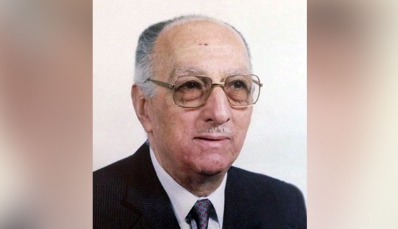 أنطون سيدهم.. والقضايا الدينية..