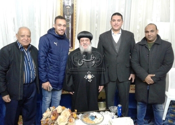 اللاعب محمد عنتر في مطرانية أبوتيج للتهنئة بالعيد